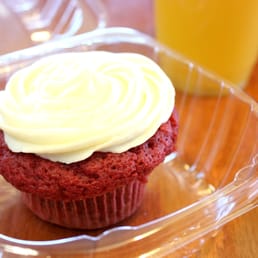 Red Velvet Cupcakes Red Velvet Cupcakes