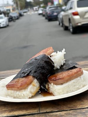 Sindi's Snack Shack by null