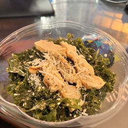 Garlic Parmesan kale salad with chicken Garlic Parmesan kale salad with chicken