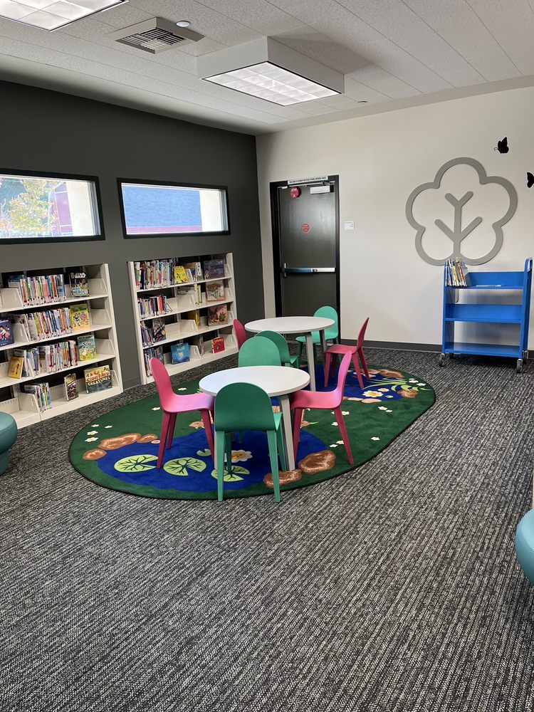 VALLE VISTA LIBRARY Updated August 2024 10 Photos & 11 Reviews 25757 Fairview Ave, Hemet