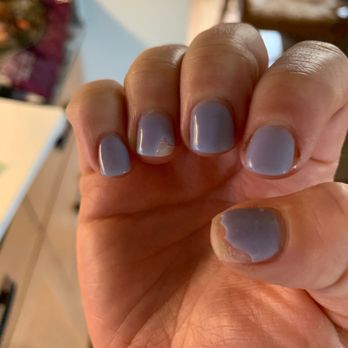 Glam Nail Spa - day 4. i told him that the ring finger nail was broken before starting and he said it'd be fine. clearly not. - Nail Salons Near Me - Atlanta, Georgia