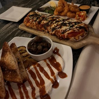 The Front Porch Piano Bar & Restaurant - Lounges Near Me - Ogunquit, Maine