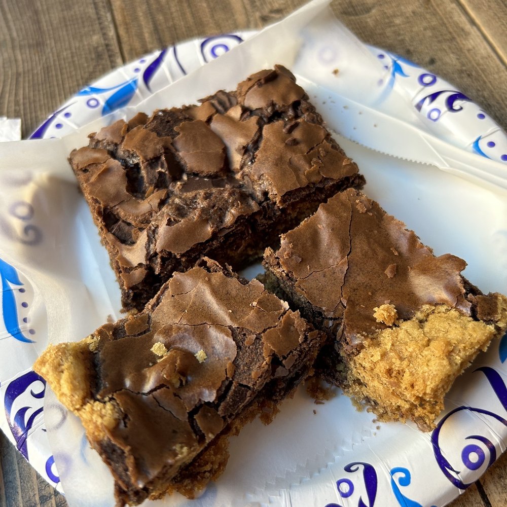 Brownie with cookie dough Brownie with cookie dough