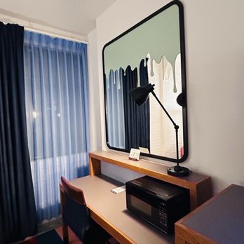 Hotel Indigo Madison Downtown - Hotels Near Me - Madison, Wisconsin Hotel Indigo Madison Downtown - Hotels Near Me - Madison, Wisconsin