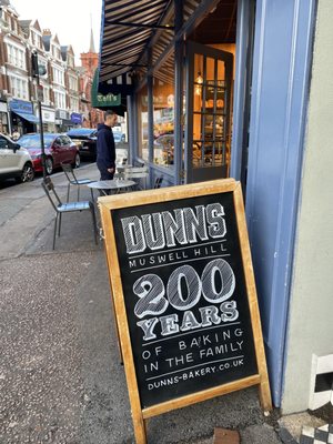 Toff’s of Muswell Hill by null