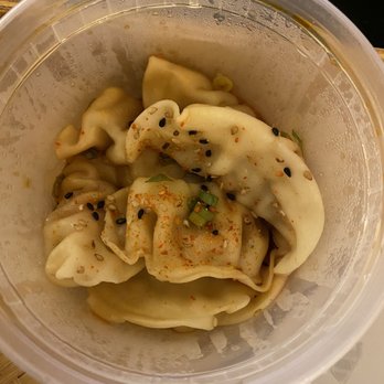 Strings Ramen - Lakeview - Sui Gyoza (6pcs) - Ramen Near Me - Chicago, Illinois Strings Ramen - Lakeview - Sui Gyoza (6pcs) - Ramen Near Me - Chicago, Illinois