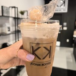 Iconik Koffee - Iced cinnamon roll latte