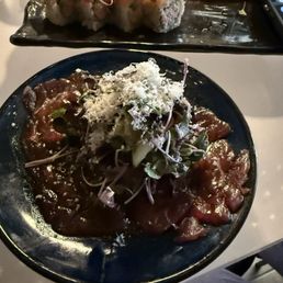 Tuna carpaccio and prism roll