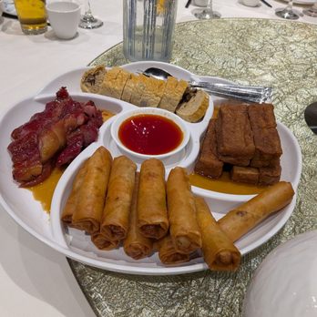 Harborview Restaurant & Bar - Assorted Appetizers - Dim Sum Near Me - San Francisco, California Harborview Restaurant & Bar - Assorted Appetizers - Dim Sum Near Me - San Francisco, California
