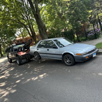 Evanston Towing Roadside - Towing a vintage Honda - Towing Near Me - Evanston, Illinois