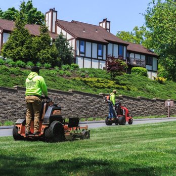 Capasso Landscaping - Capasso Landscaping landscaper mowing - Snow Removal Near Me - Bethany, Connecticut
