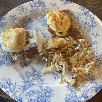 The Farmer's Rail - Eggs Benedict - Butcher Near Me - Hudson, Ohio