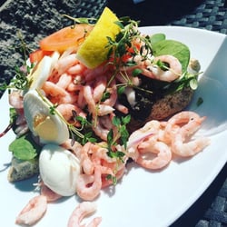 Restaurang Sjökanten - Lyxig räksmörgås