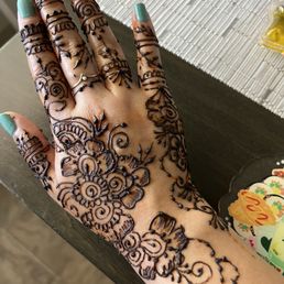 Beautiful henna done by Naheed Beautiful henna done by Naheed