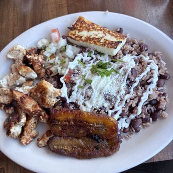Tres Bro's - Chicken fritanga - Nicaraguan Near Me - Astoria, Oregon Tres Bro's - Chicken fritanga - Nicaraguan Near Me - Astoria, Oregon