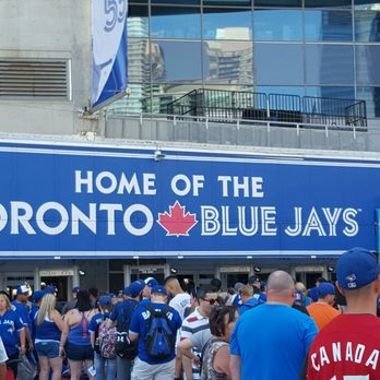 Toronto Blue Jays - Security line to get in stadium moves quickly! - Professional Sports Teams Near Me - Toronto, Ontario