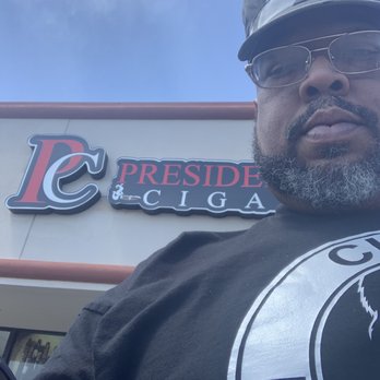 Presidential Cigars - Front of location with a lot of parking - Tobacco Shops Near Me - Spring, Texas