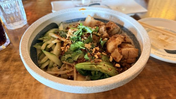 Master Noodle (Edina) by null