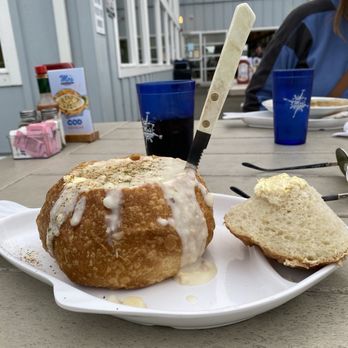 Mo's Seafood & Chowder - Chowder in a bread bowl. - American Near Me - Astoria, Oregon Mo's Seafood & Chowder - Chowder in a bread bowl. - American Near Me - Astoria, Oregon