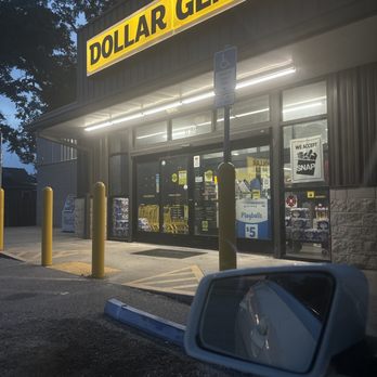 Dollar General - A store that appears to be open but is locked up at 7:21pm on a Thursday. Employees inside but not open for business. - Discount Store Near Me - Pensacola, Florida Dollar General - A store that appears to be open but is locked up at 7:21pm on a Thursday. Employees inside but not open for business. - Discount Store Near Me - Pensacola, Florida