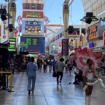 Fremont Street Experience - Casinos Near Me - Las Vegas, Nevada Fremont Street Experience - Casinos Near Me - Las Vegas, Nevada