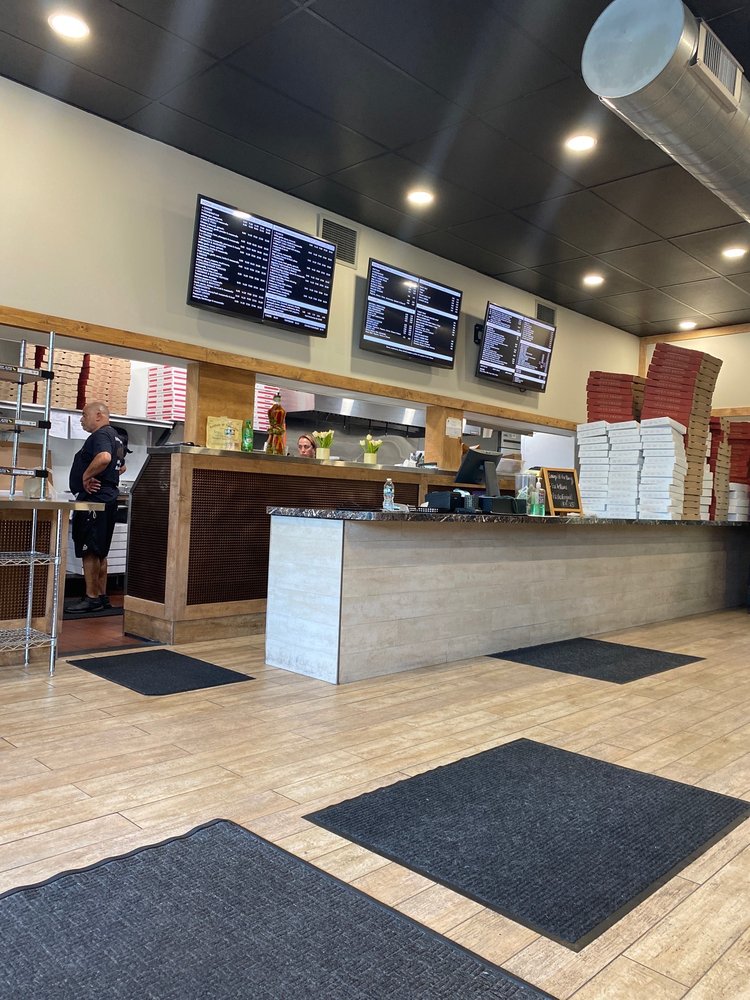 BRUNO’S PIZZA 16 ACRES 34 Reviews 1810 Wilbraham Rd, Springfield