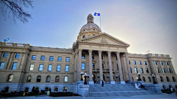 Alberta Legislature Building by null
