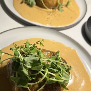Barrotta's Supper Club - Beef Wellington - Supper Clubs Near Me - Huntington, New York Barrotta's Supper Club - Beef Wellington - Supper Clubs Near Me - Huntington, New York