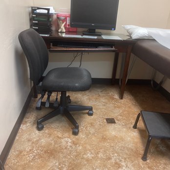 Healthpointe - The rooms are falling appart. Furniture broken! - Orthopedists Near Me - Ontario, California Healthpointe - The rooms are falling appart. Furniture broken! - Orthopedists Near Me - Ontario, California