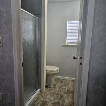 Decampos Construction - Flooring Near Me