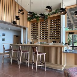 Jachter Family Wines - Bar area