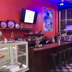 Graffiti pizza - The bar area