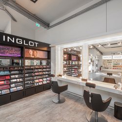 Knaus Hairdesign & Lounge - MAKE UP Platz