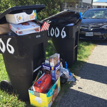 Resort Realty - Arrived to 2 full trash cans and trash on the ground. We called twice for them to remove the trash and after 3 days still there. - Property Management Near Me - Nags Head, North Carolina Resort Realty - Arrived to 2 full trash cans and trash on the ground. We called twice for them to remove the trash and after 3 days still there. - Property Management Near Me - Nags Head, North Carolina