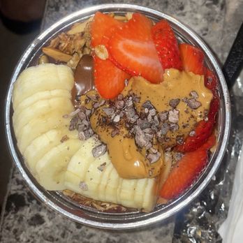 Bora Bora Smoothie Cafe - Boratella bowl - Acai Bowls Near Me - Latham, New York