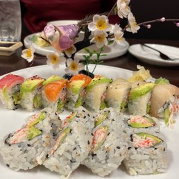 Rainbow Roll Combo Lunch Special