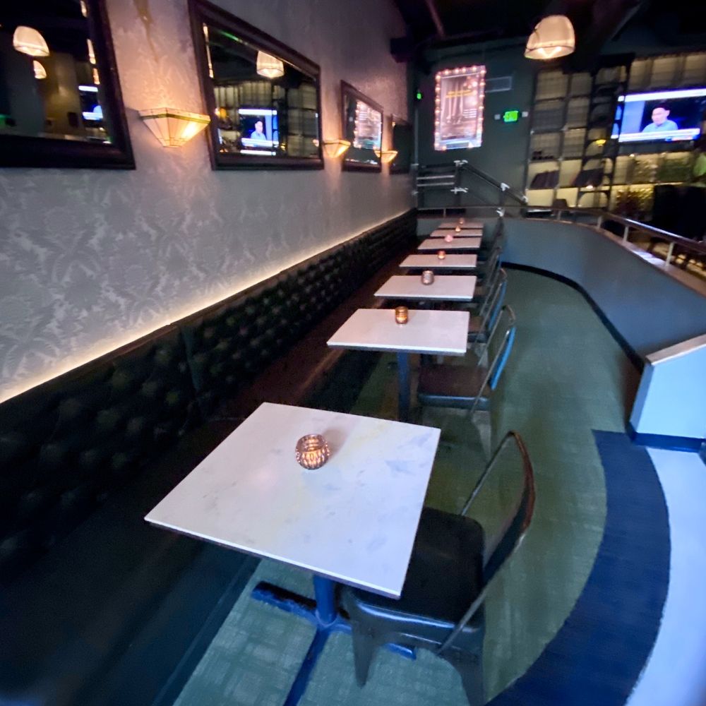The Green Room - Comfortable seating - Cocktail Bars Near Me - Omaha, Nebraska The Green Room - Comfortable seating - Cocktail Bars Near Me - Omaha, Nebraska