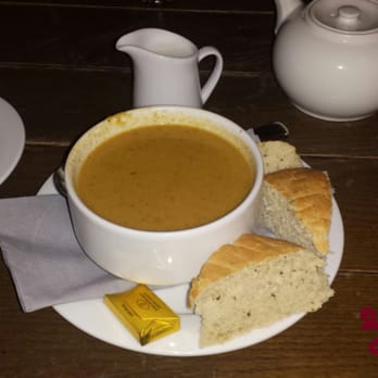 Ghillie Dhu - Vegetable soup - nice on a cold Edinburgh afternoon - Pubs Near Me - Edinburgh, EDH