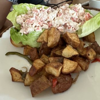 Pescado - American Near Me - Rosemary Beach, Florida