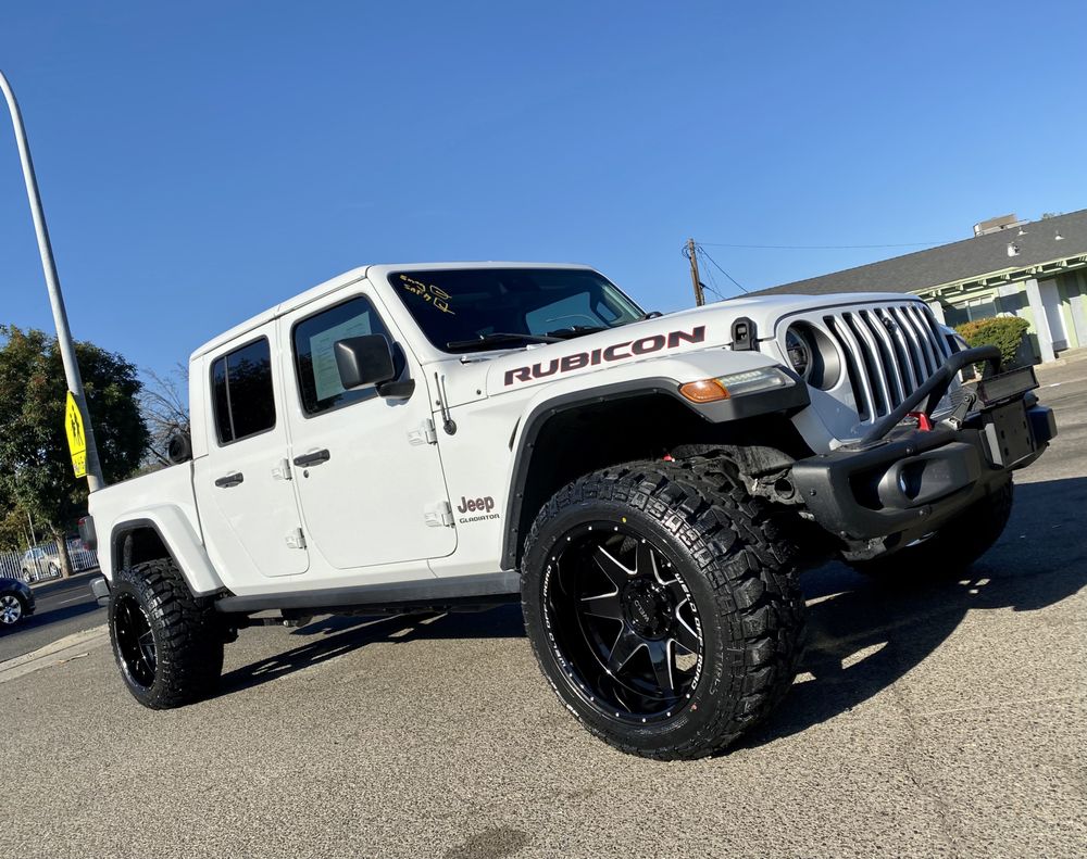 A & R TIRES & WHEELS Updated June 2024 20 Photos & 18 Reviews