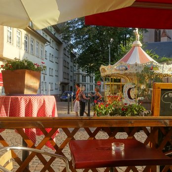 Les Deux Gourmandes - uitzicht vanaf terras - Alsatian Near Me - Strasbourg, 67 Les Deux Gourmandes - uitzicht vanaf terras - Alsatian Near Me - Strasbourg, 67