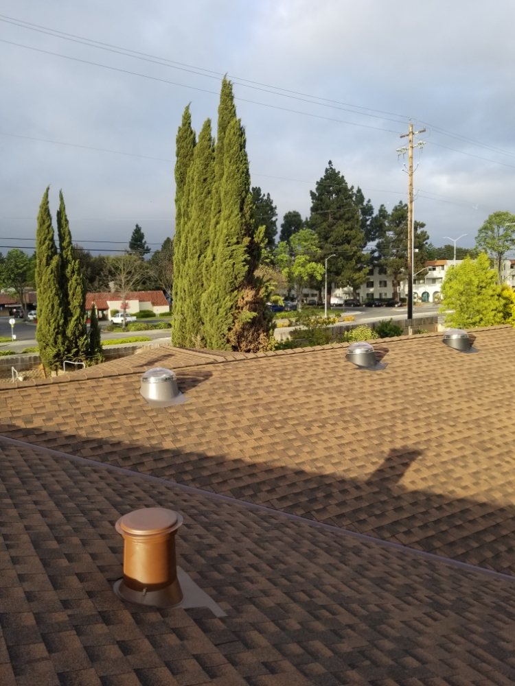 Slide of Perez Roofing