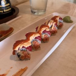 Dong Po - Valentine Roll, with Siracha