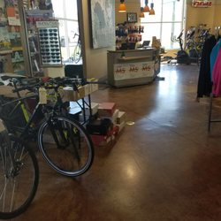 Bicycle Station - Inside