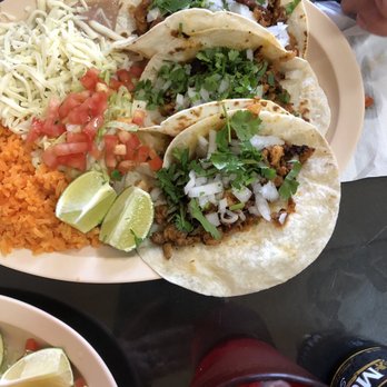 La Conquistadora - Taco plate - Mexican Near Me - Sheboygan, Wisconsin
