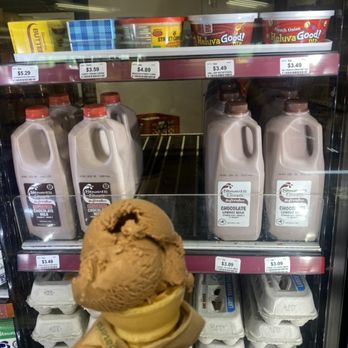 Stewart's Shops - Chocolate ice cream - Convenience Stores Near Me - Oneonta, New York