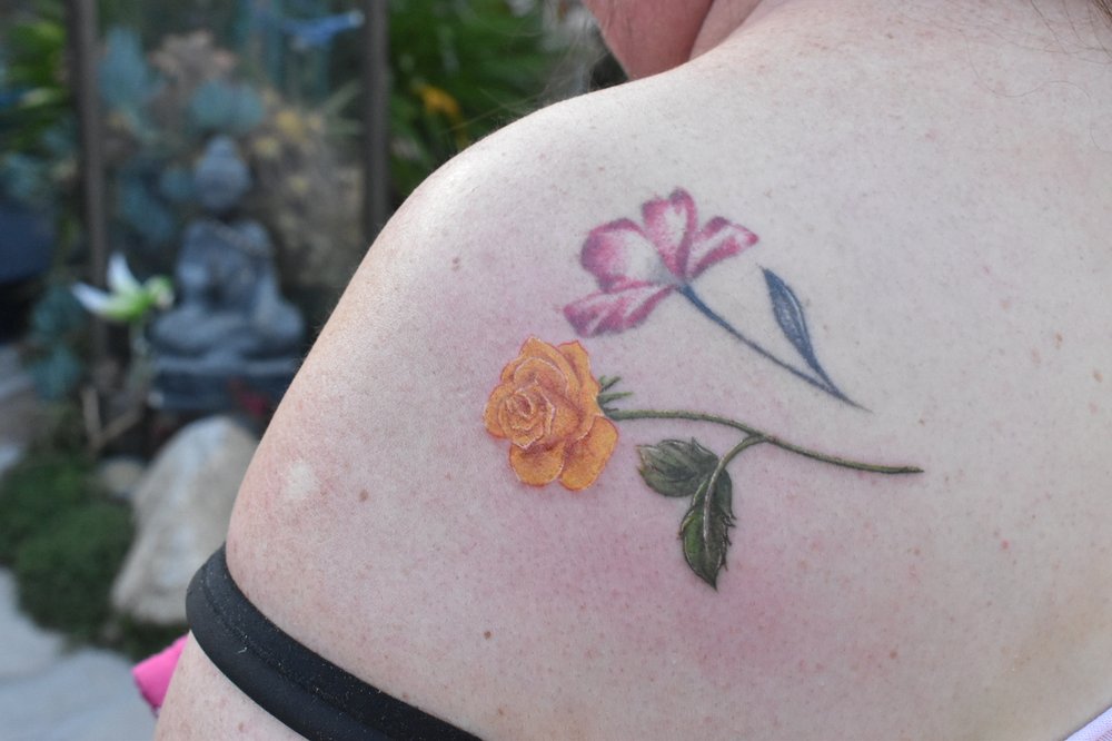 HovInk Tattoos Logo