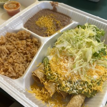 Rolberto's Mexican Food - 4 rolled tacos combination plate - Mexican Near Me - San Diego, California Rolberto's Mexican Food - 4 rolled tacos combination plate - Mexican Near Me - San Diego, California