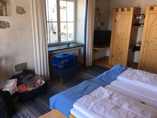 Hotel Hirsch by null