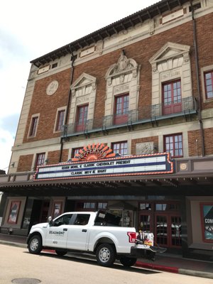 Jefferson Theatre by null
